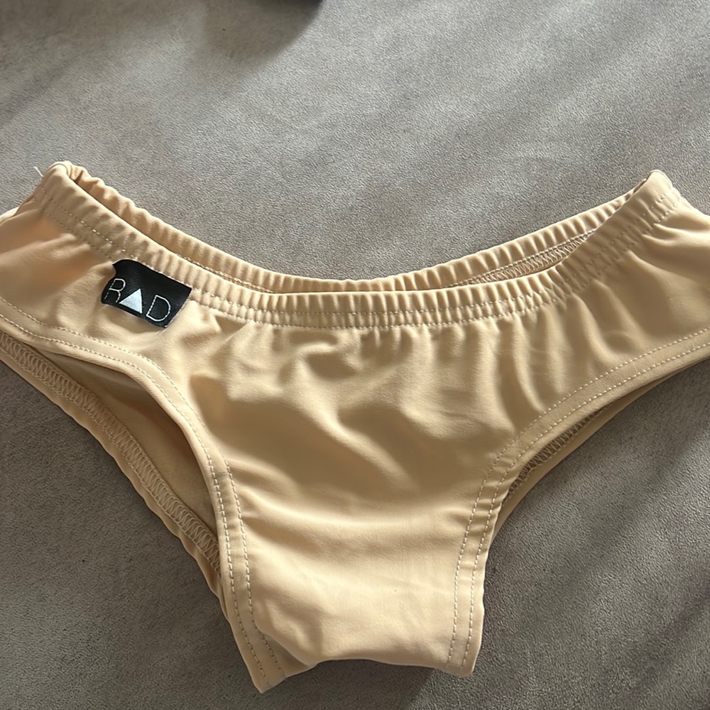 RAD pole wear nude/beige size small